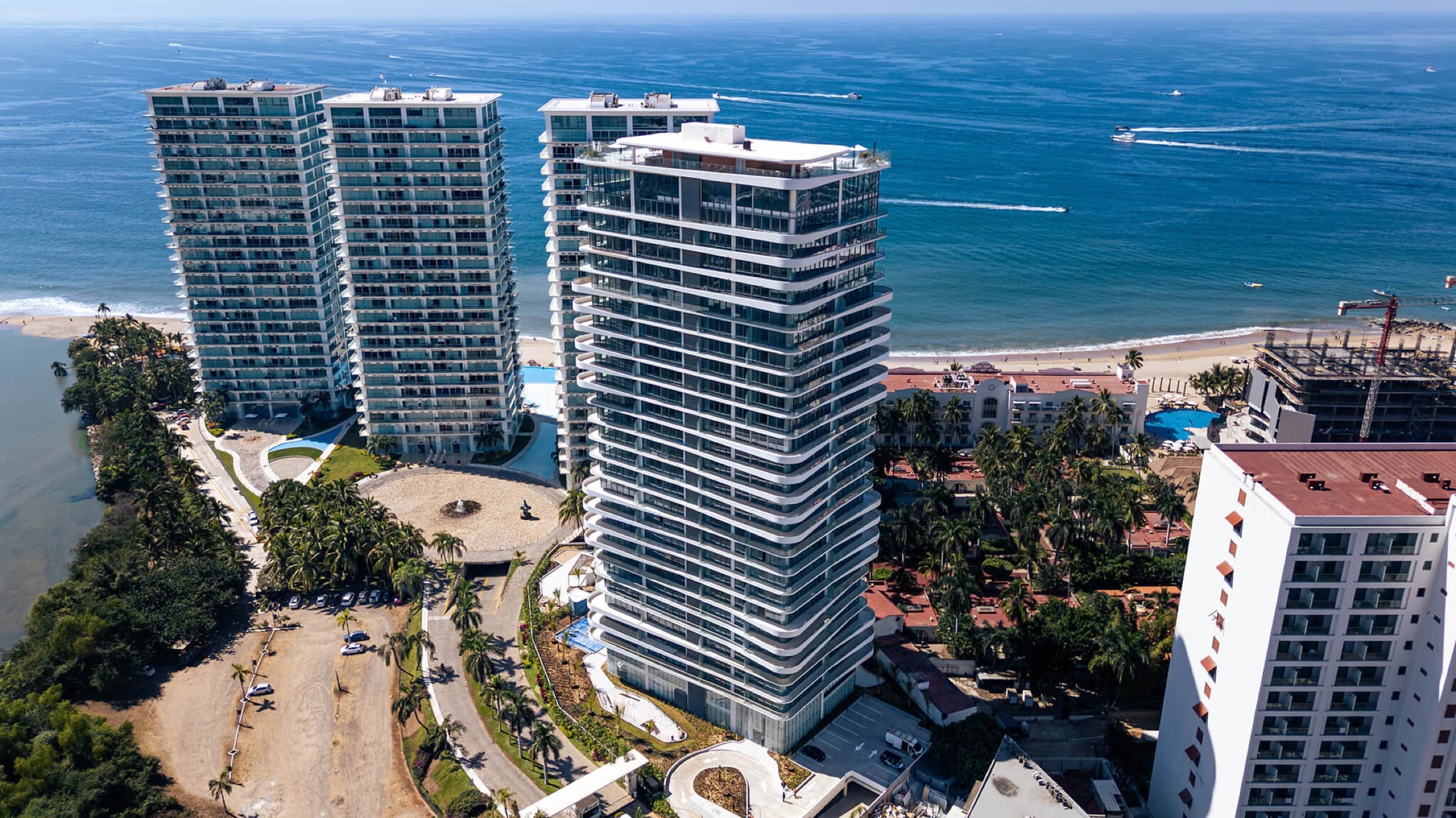 Limu Residences — the tower rising on Puerto Vallarta's Hotel Zone beachfront