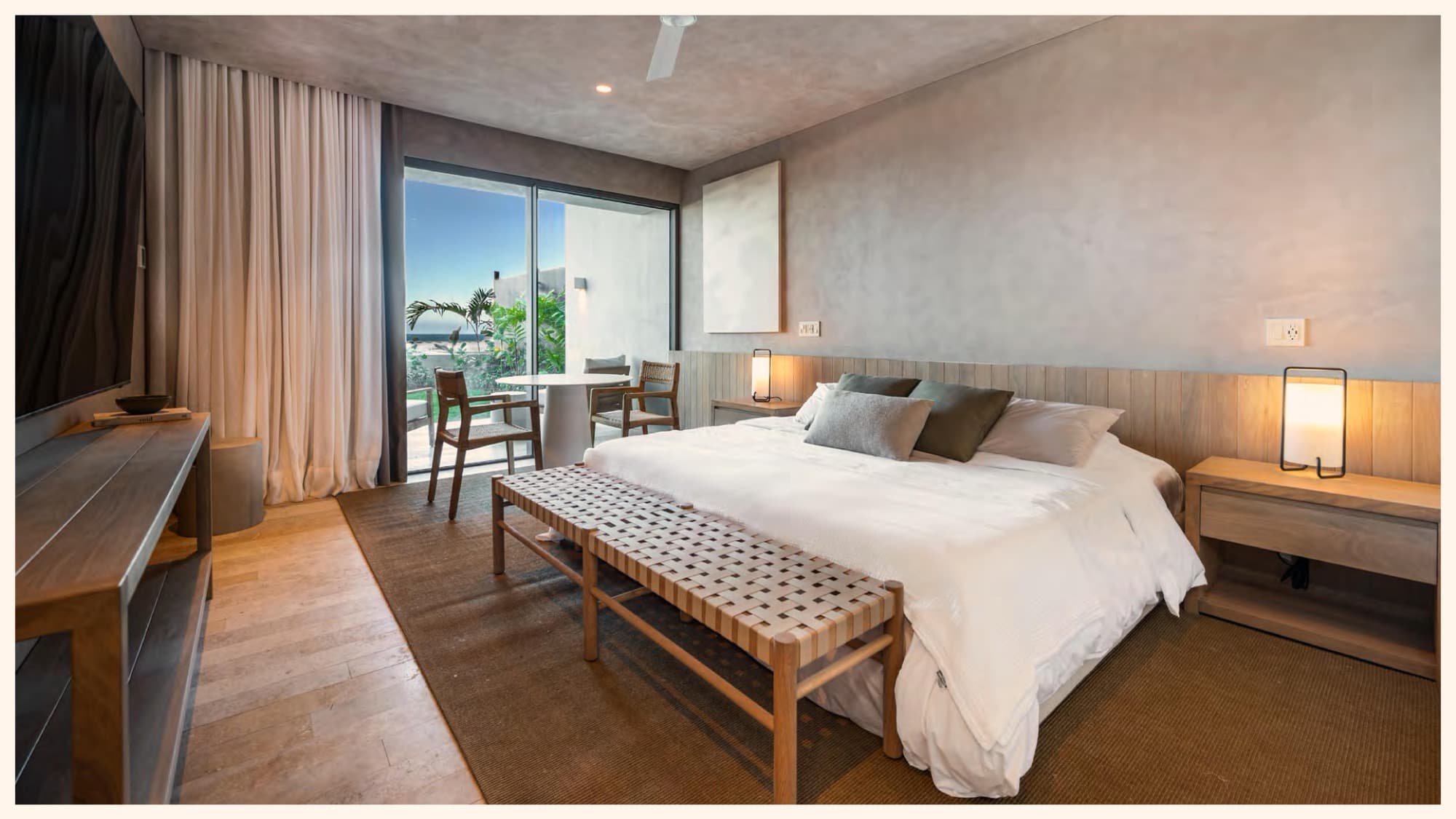 UAVI — ocean-view primary bedroom