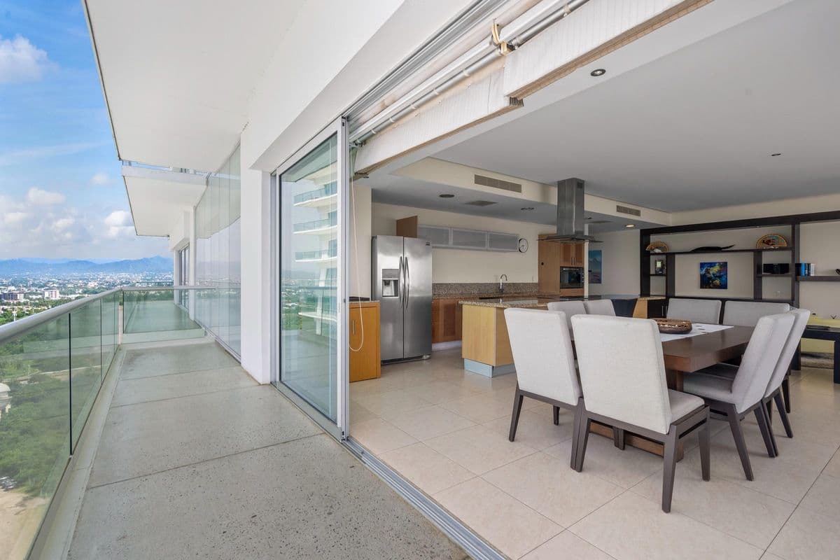 Luxury Vacation Rental in Puerto Vallarta | 3-Bedroom Condo at Península PV