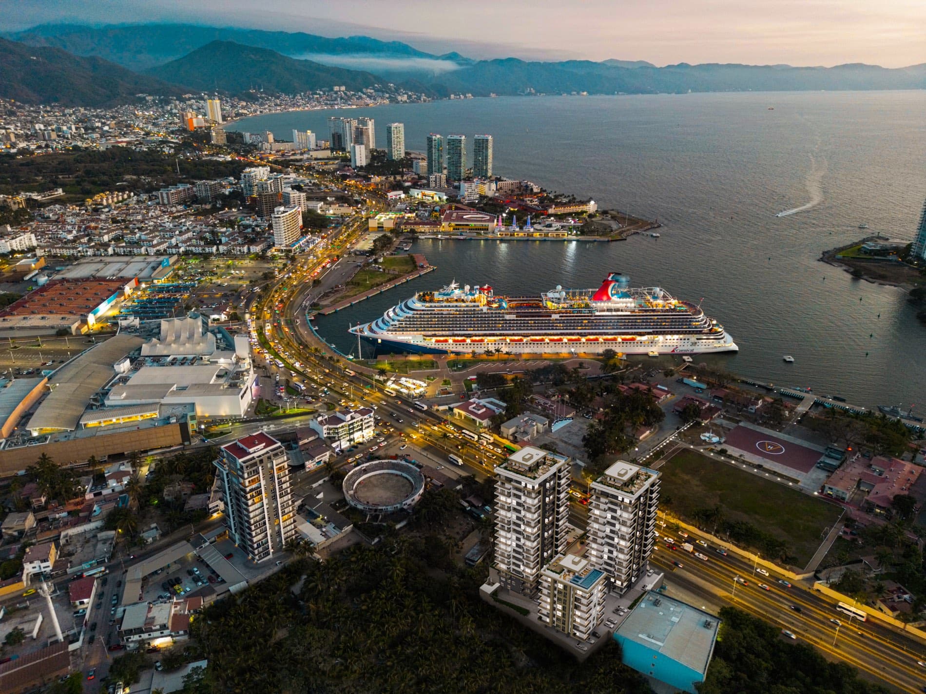 Puerto Mágico and El Centro at dusk — DUE at the gateway · developer render