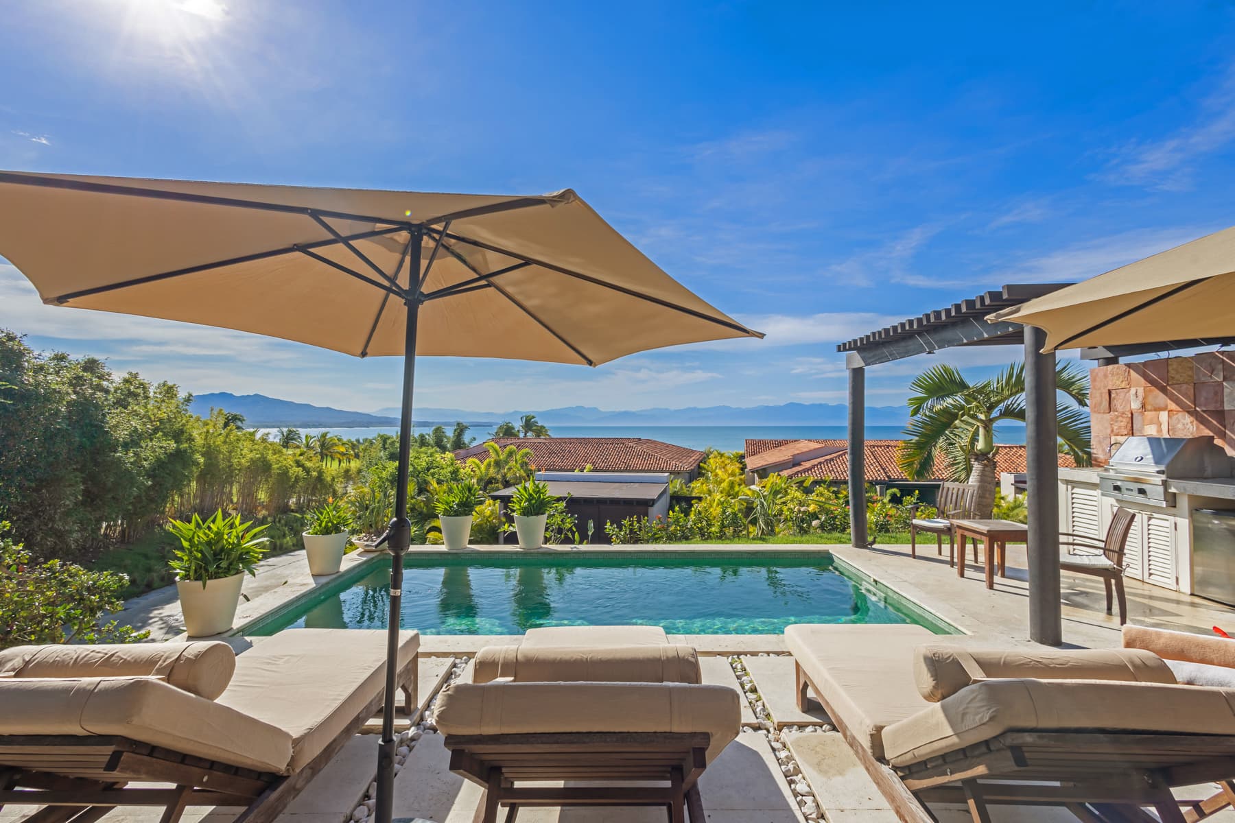Spectacular corner villa at Porta Fortuna, Punta Mita | Private pool & jacuzzi