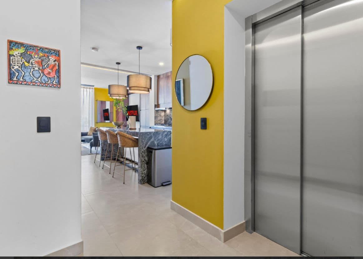 Departamento en Venta Amueblado Vista parcial al Mar 5 de Diciembre PV