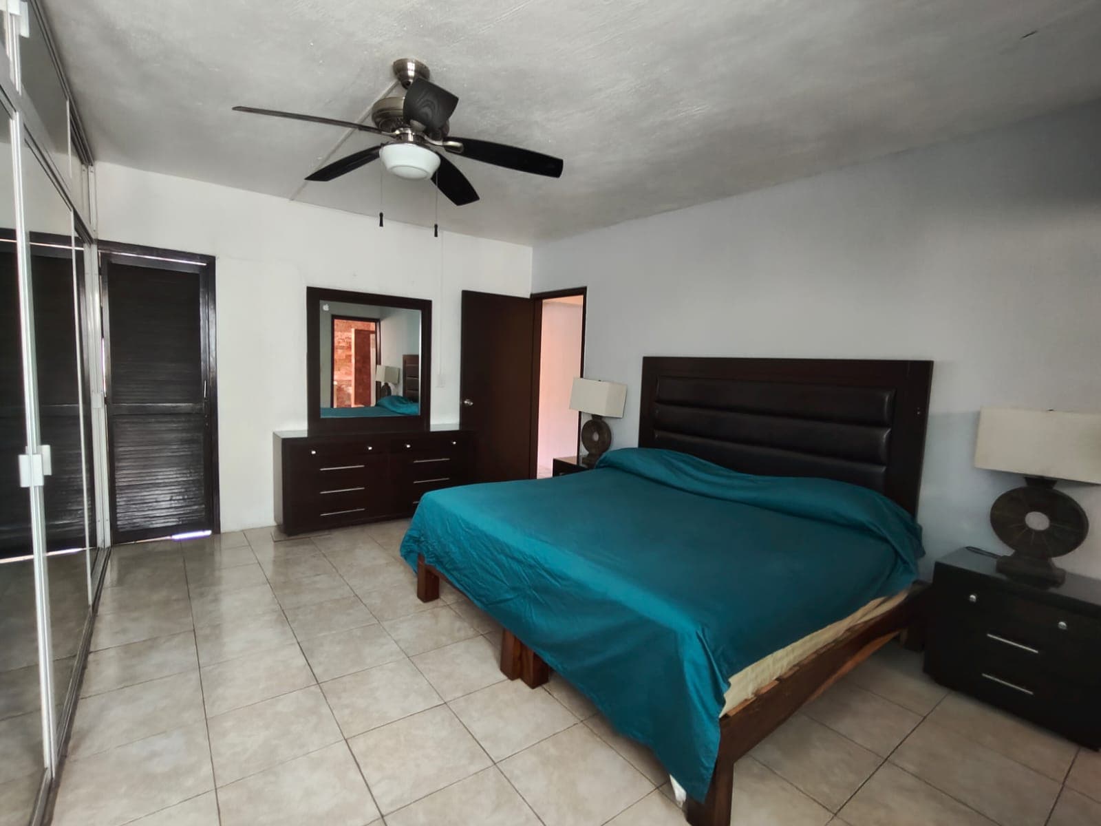 Casa amueblada con jacuzzi