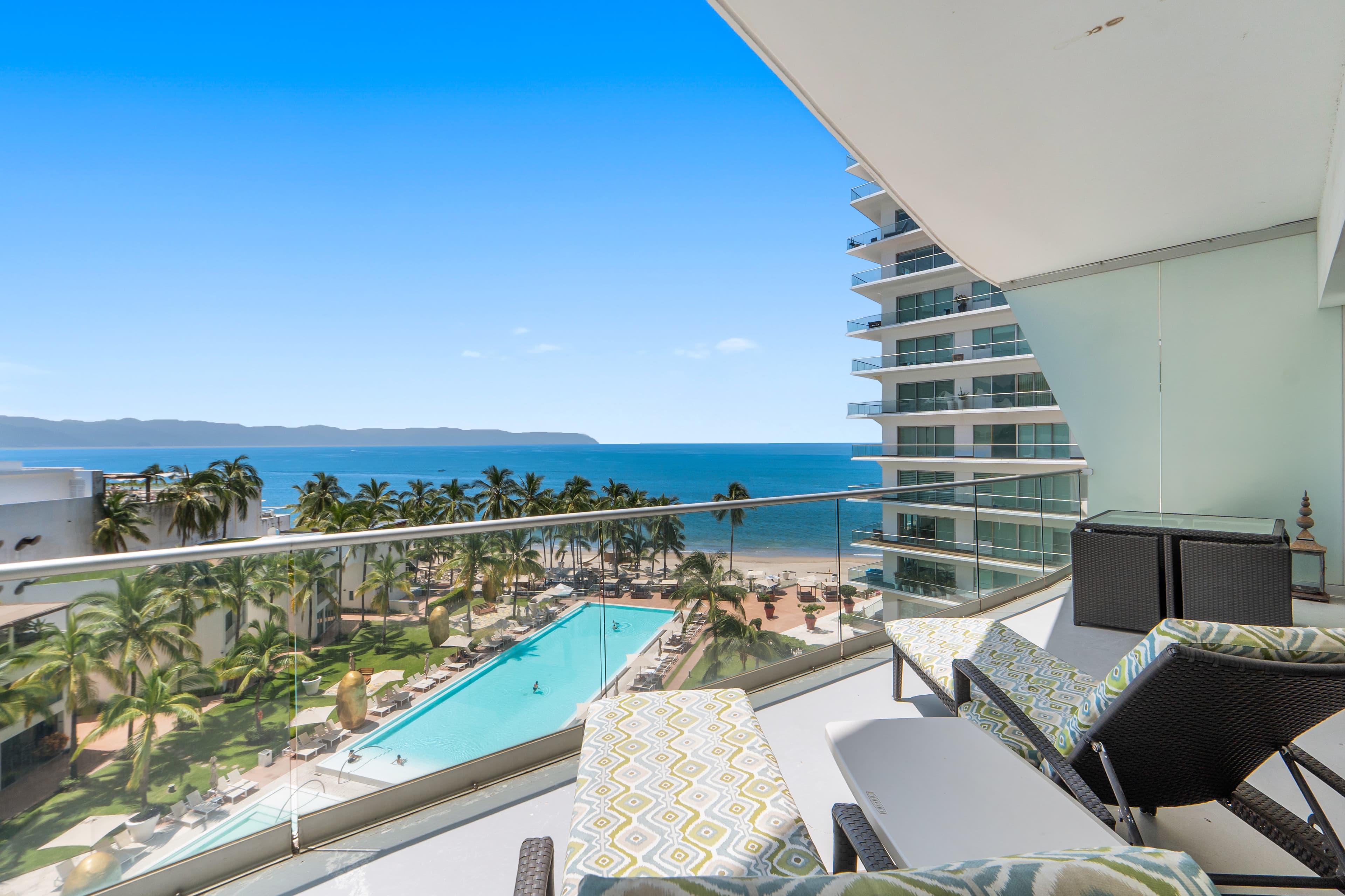 Icon Vallarta 2BR plus den
