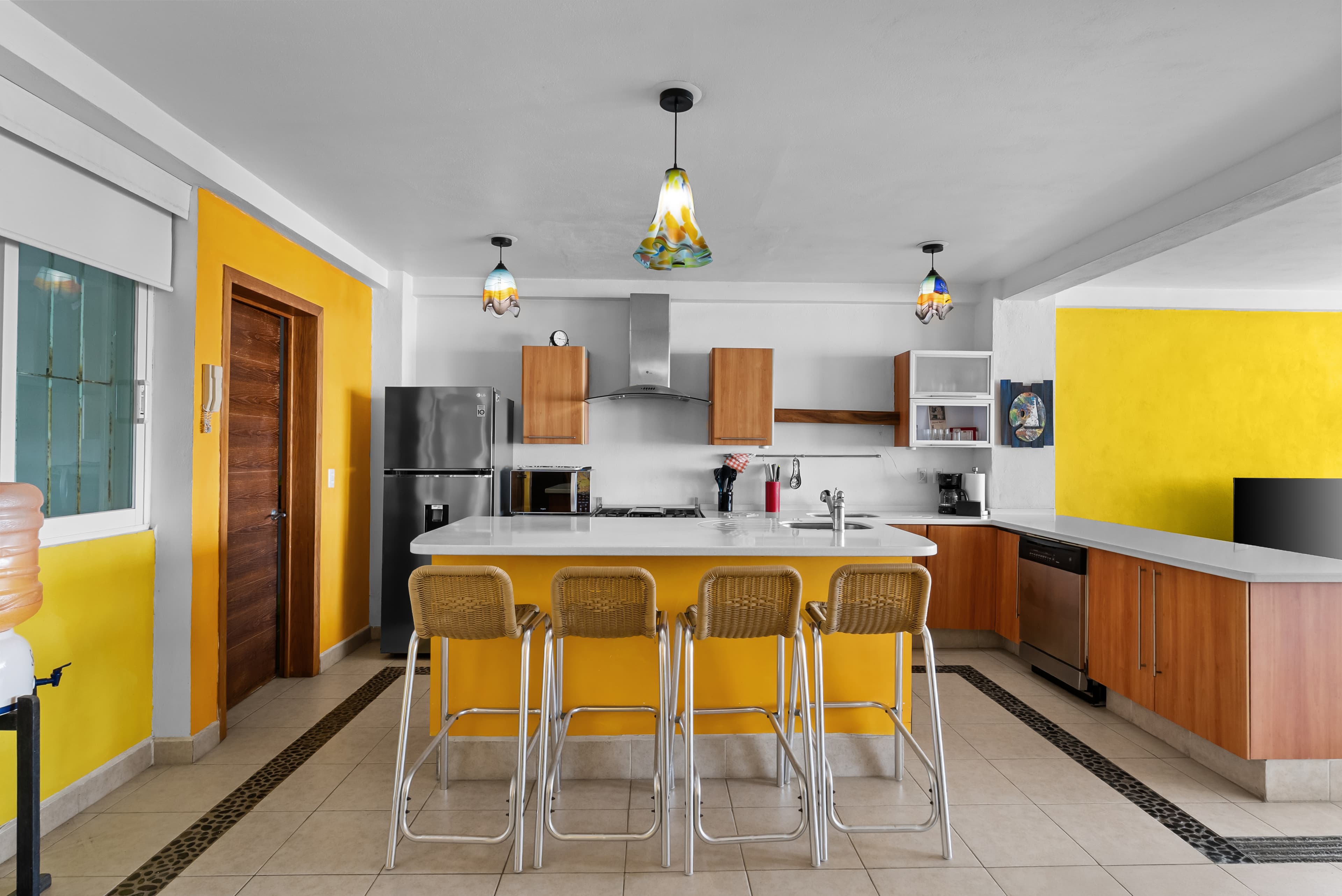 Oceanfront Bucerias Golden Zone | 3 Bed 3 Bath | Under USD750k