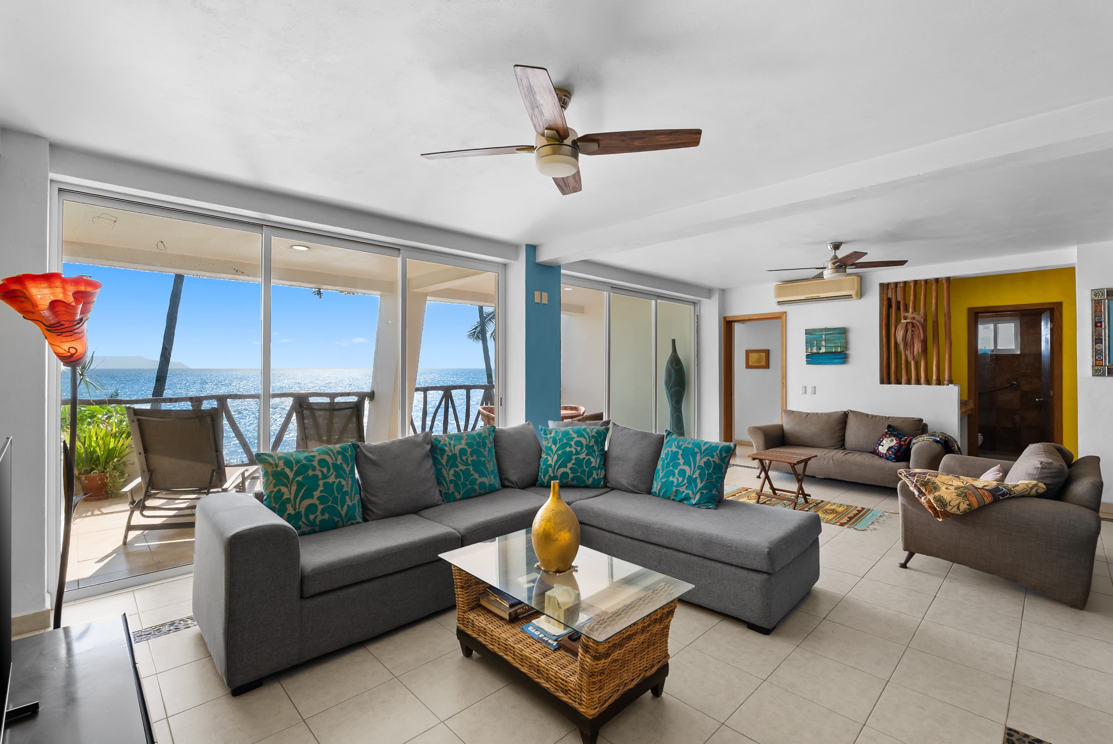 Oceanfront Bucerias Golden Zone | 3 Bed 3 Bath | Under USD750k