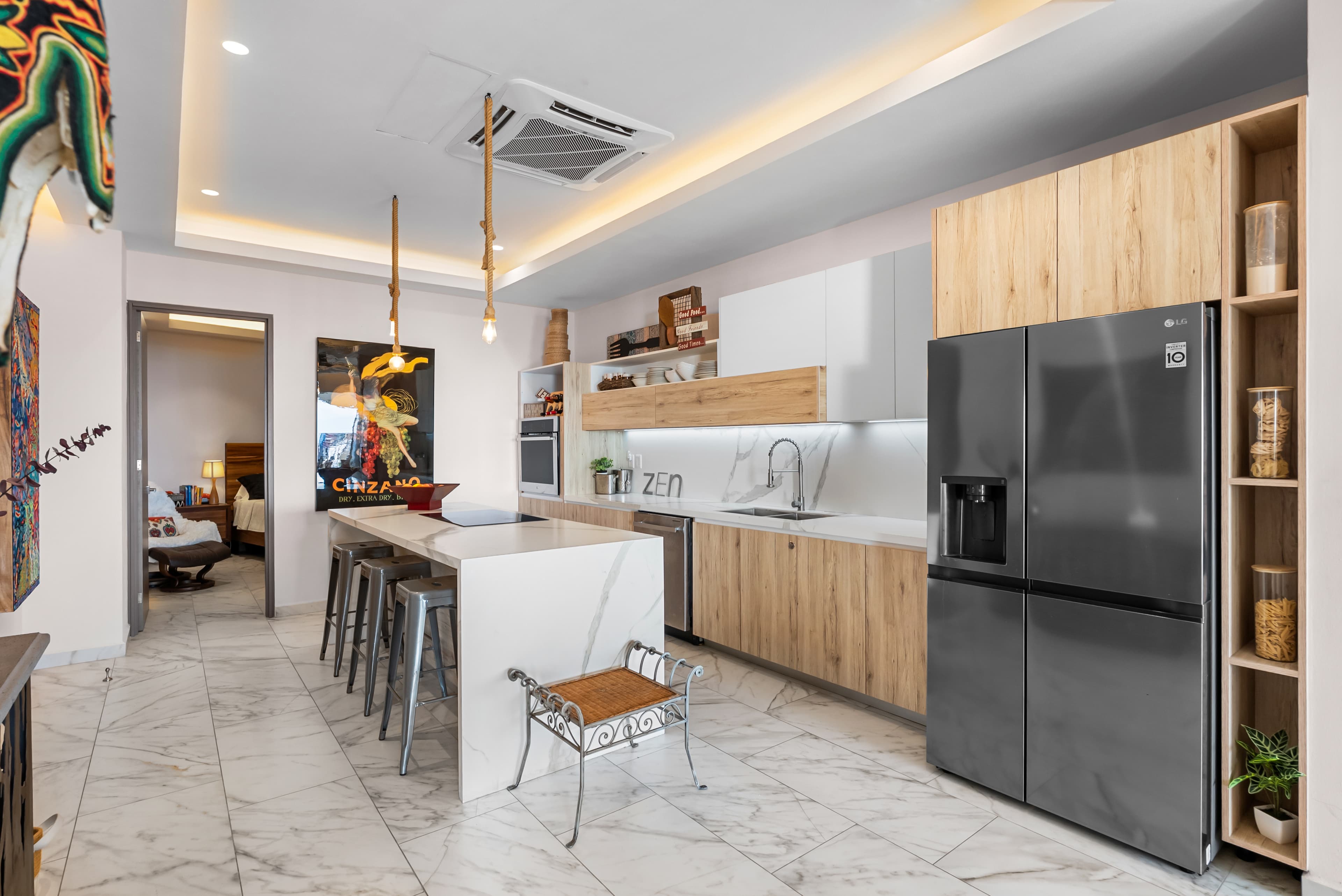 3 Bed 3 Bath Ocean View Condo | US$850,000 Golden Zone