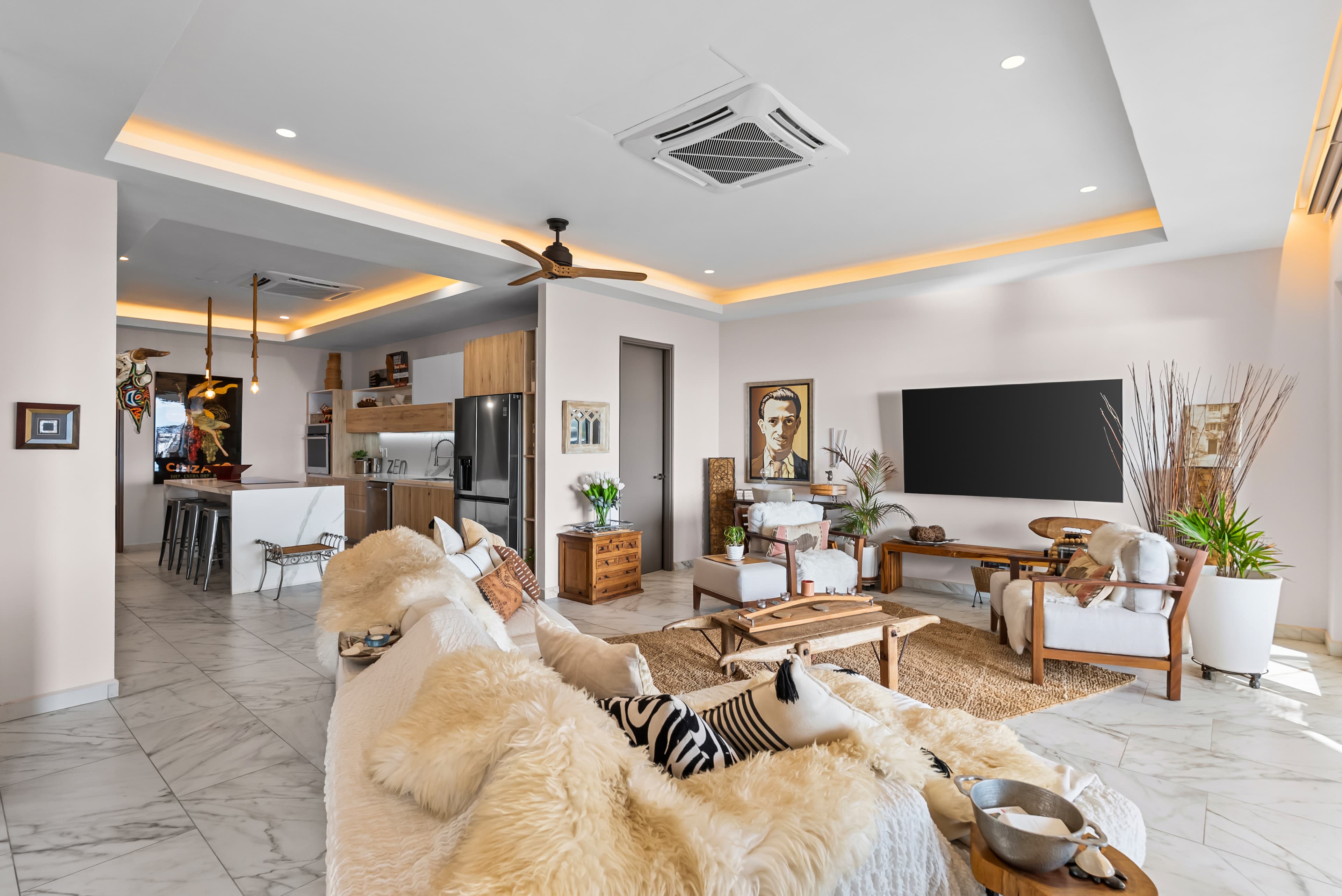 3 Bed 3 Bath Ocean View Condo | US$850,000 Golden Zone
