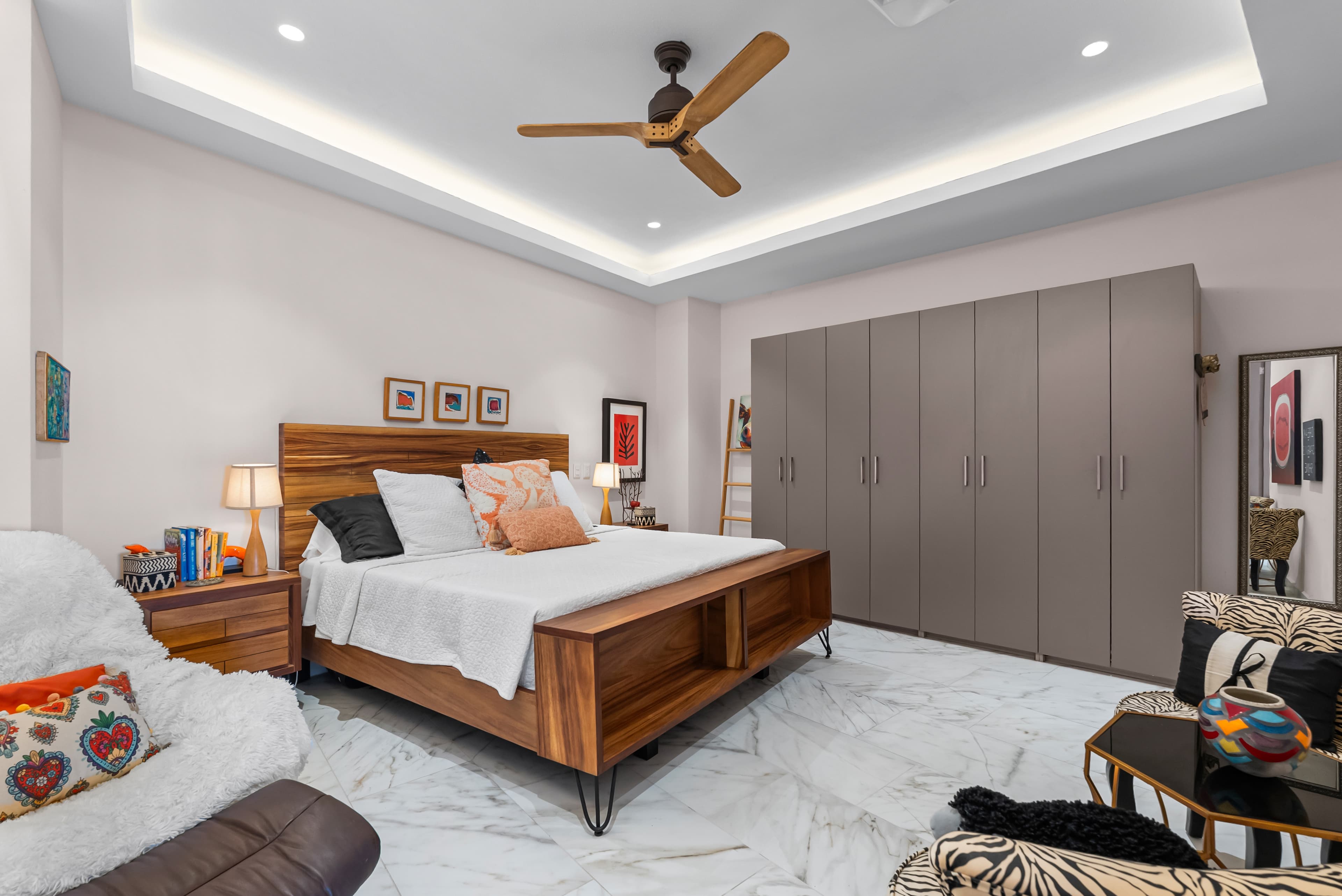 3 Bed 3 Bath Ocean View Condo | US$850,000 Golden Zone