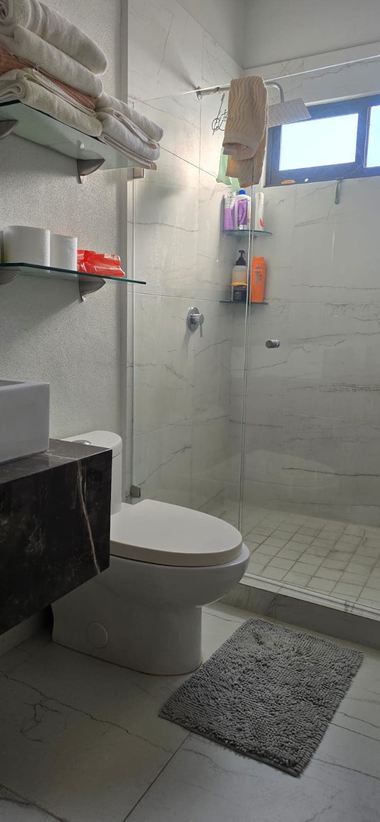 Escapada Perfecta en Portovela | Residencia Familiar con Amenidades de Lujo & Seguridad 24/7