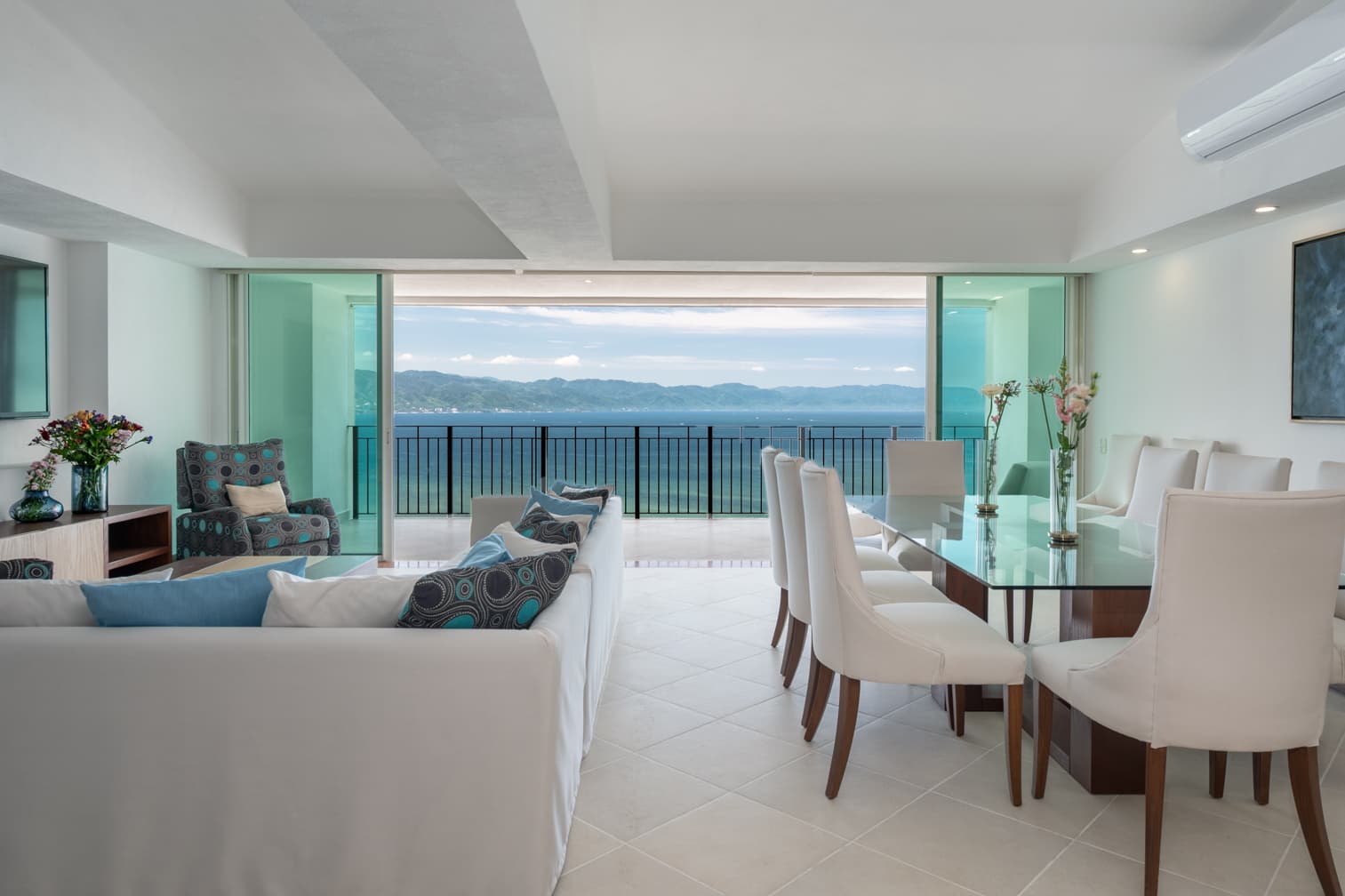 Condominio de lujo a pie de playa de 4 recamaras en piso 25 en Grand Venetian