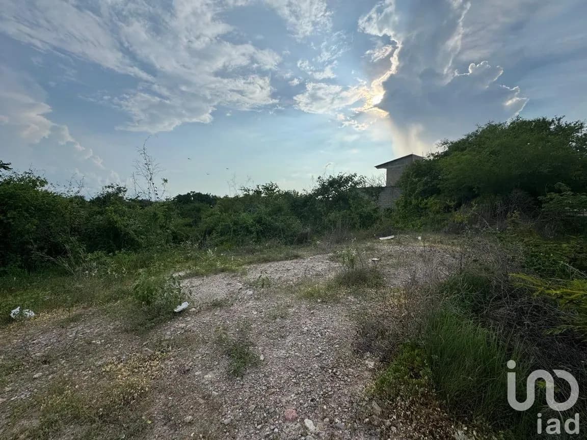 Terreno en Venta en Parques Universidad (Sendero de Luna), Puerto Vallarta