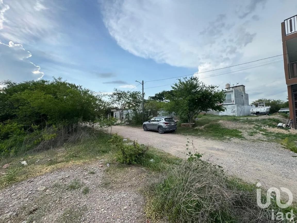 Terreno en Venta en Parques Universidad (Sendero de Luna), Puerto Vallarta