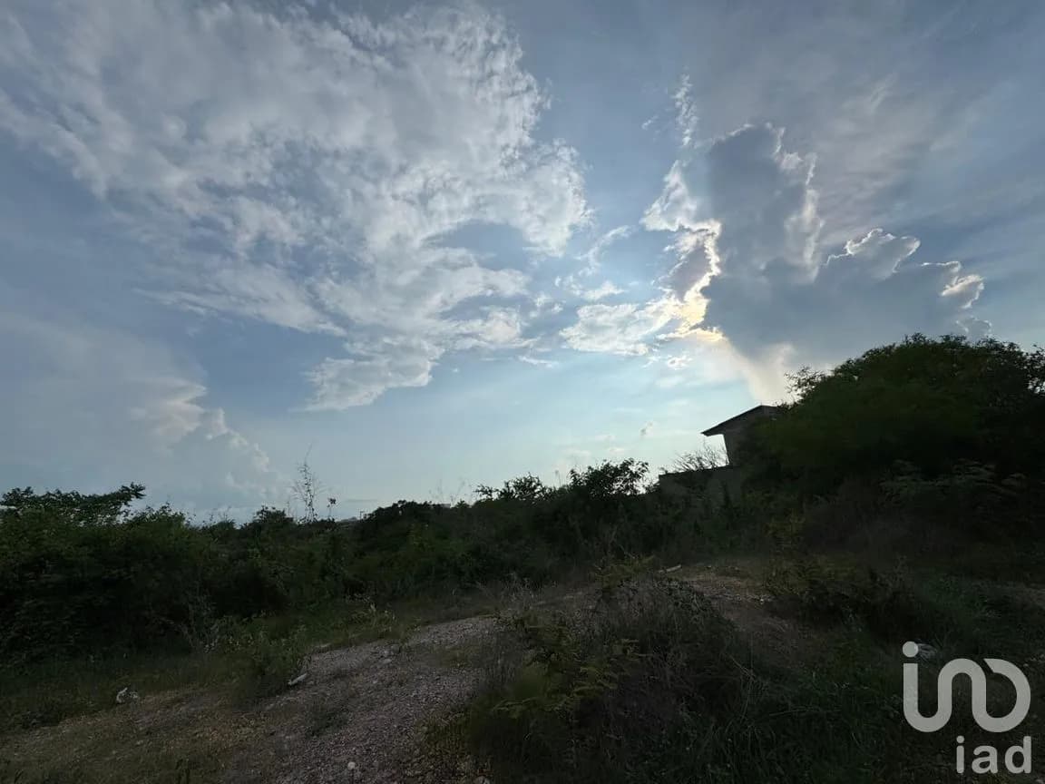 Terreno en Venta en Parques Universidad (Sendero de Luna), Puerto Vallarta