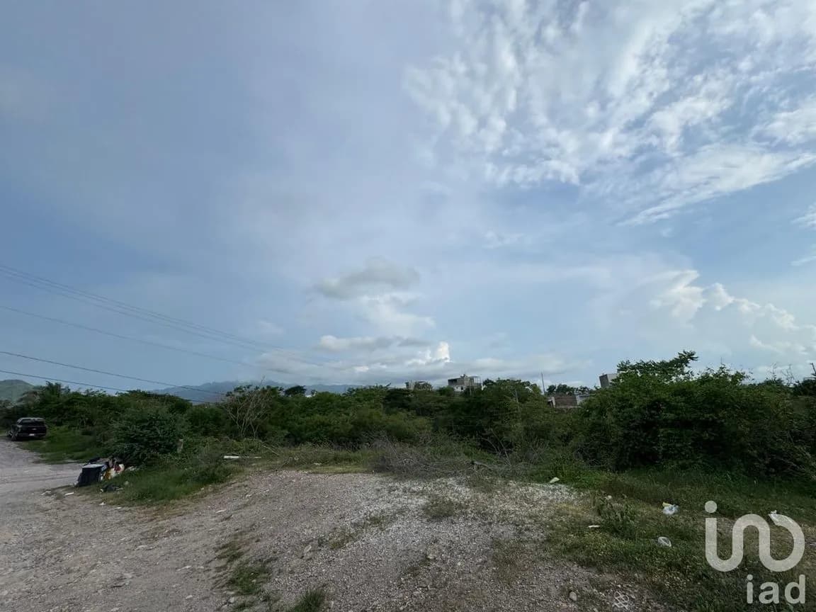 Terreno en Venta en Parques Universidad (Sendero de Luna), Puerto Vallarta