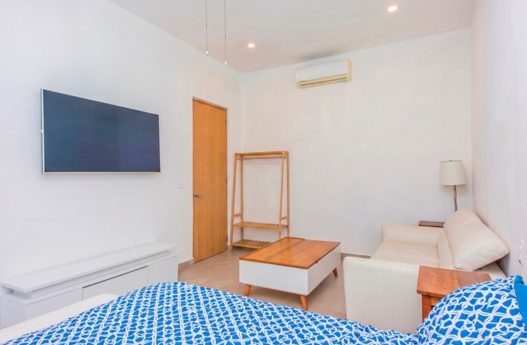 EXCLUSIVE SINGLE-LEVEL RESIDENCE | NUEVO VALLARTA