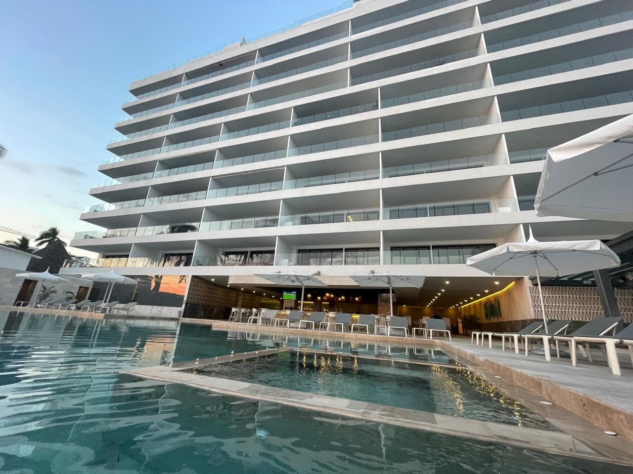 Condominio de lujo frente al mar 5 recámaras/5 baños